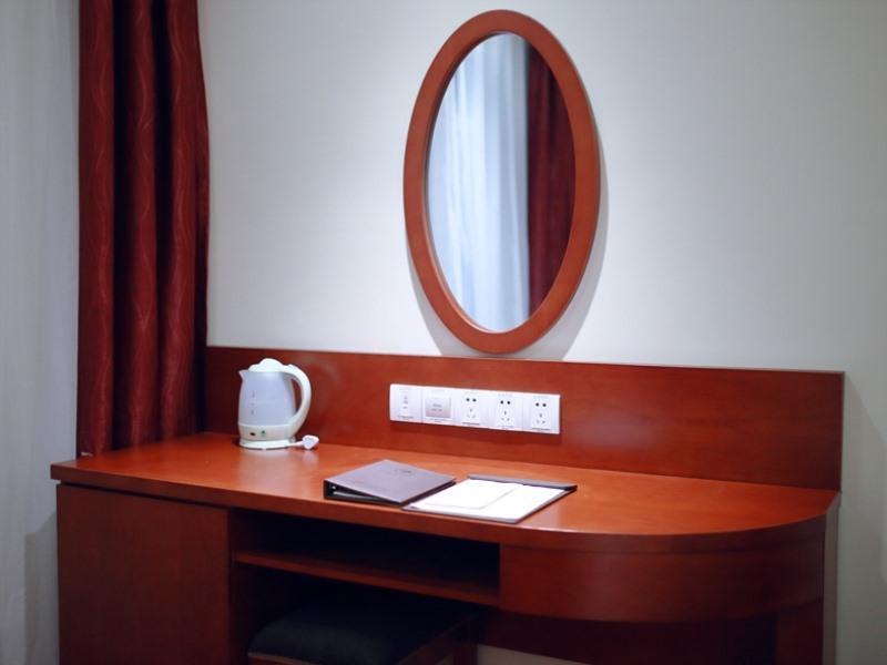 Greentree Inn Jiangsu Xuzhou Kuangda Huaita East Gate Express Hotel Екстер'єр фото