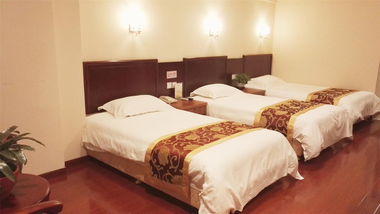 Greentree Inn Jiangsu Xuzhou Kuangda Huaita East Gate Express Hotel Екстер'єр фото